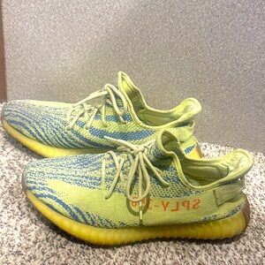 Yeezy Boost 350 - Frozen Yellow